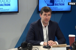 Лидер по «плюсам» - Домбровский, по вычеркиваниям - Бригманис и Парадниекс