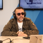 Шнуров посвятил матерную оду Кокорину и Мамаеву