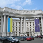 Украина пригрозила России санкциями из-за выборов в Донбассе