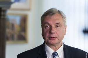 Шадурскиса назвали выдающимся реформатором в истории Латвии