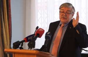 Посол России: Латвия не будет в одиночку дружить с Россией