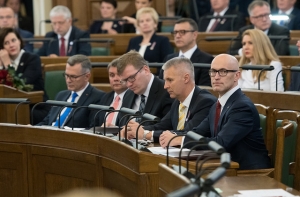 Партии все еще уверены в возможности договориться о составе Кабмина