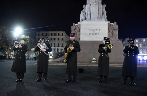 Оркестр Земессардзе торжественно открыл месяц празднования столетия Латвии