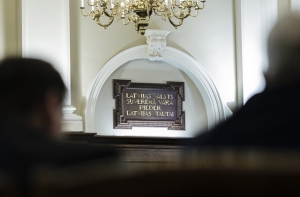 Рассмотрим напоследок: Сейм собрался на последнее заседание