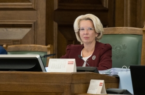 Мурниеце: благодаря 12-му Сейму Латвия слезла с «российской иглы»!