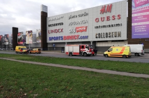 В двух торговых центрах Риги проведена эвакуация