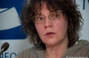 Правозащитник: латыши думают, они лучше знают, что нужно русским