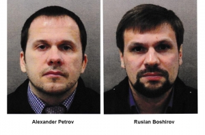 Опубликованы видеозаписи пребывания Петрова и Боширова в Солсбери