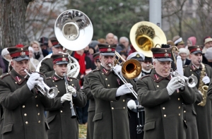 В Риге прошел военный парад в честь Дня Лачплесиса