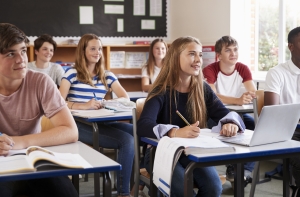 Школьников подготовят к обучению в ведущих вузах мира в RTU Rīgas Biznesa skolа