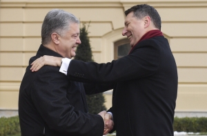 Вейонис в гостях у Порошенко: мы ждем вас в ЕС и НАТО