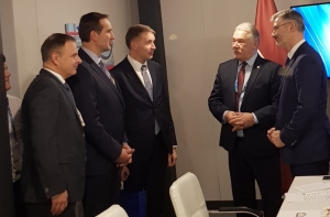 Посол: Латвия налаживает деловые отношения с Россией