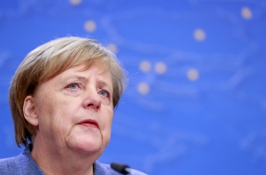 Назван ответственный за ЧП с самолетом Меркель