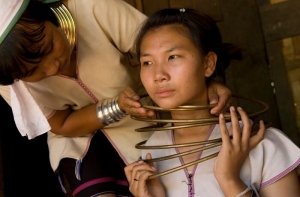 10 самых необычных стандартов красоты в мире