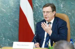 Премьер: Ушаков сам должен подать в отставку