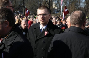 Скандал набирает обороты: Иесалниекс пожаловался ПБ на директора русской школы