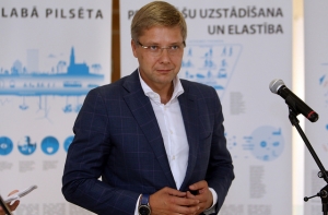 Ушаков инициировал голосование по доверию ему