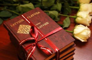 Журналист: в Латвии предпочитают жмуриться и говорить - здесь русских нет