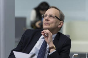 Кирштейнс предложил учить финскую песню, чтобы понять значение 9-го мая