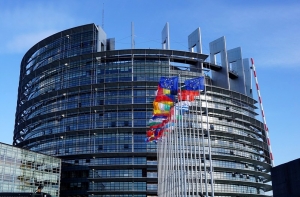 Еврокомиссия в пять раз увеличит расходы на борьбу с «российской пропагандой»