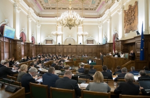 Что-то с ним не так: партии не в восторге от «плана Б» Гобземса