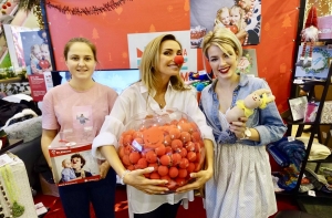 Участвуй в создании чуда! Доктора-клоуны открыли благотворительный магазин