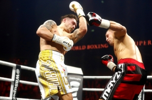 «Быстрее, чем кулак». Украинский националист пригрозил Усику «пулей»