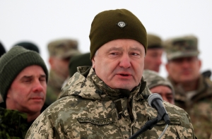 Порошенко заявил о «тотальной изоляции» России