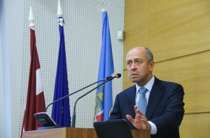 Новым вице-мэром Риги стал Олег Буров