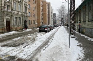 Manabalss.lv: соль хотят заменить на песок при обработке улиц зимой