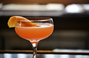 Нарколог: латвийцы «слегка перегибают» с алкоголем