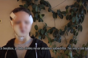 Женщину средь бела дня изрезал бывший друг: очевидцы не пришли на помощь