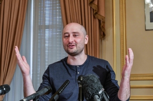 «Для меня Тимошенко - смерть»: Бабченко заговорил об отъезде с Украины