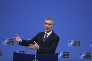 Глава НАТО признал необходимость диалога с Россией