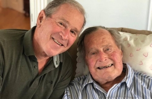 Джордж Буш-младший назвал своего отца благороднейшим человеком