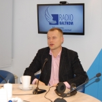 Депутат: Кариньш пьет за Гобземса с мыслями «слава богу, пронесло!»