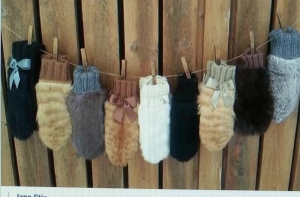 «Это же кот!»: пользователей соцсетей шокировали меховые варежки