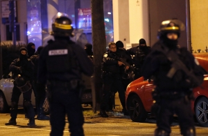 Жители Страсбурга встретили полицейских овацией после ликвидации стрелка