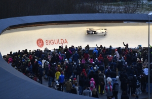 Экипаж Киберманиса завоевал серебро в заезде двоек Кубка мира по бобслею