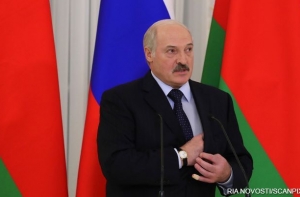 Лукашенко призвал журналистов восстановить мир между славянами