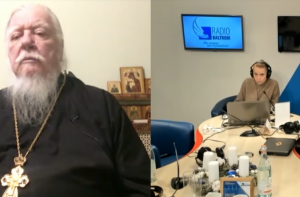 Священник о расколе в православии: Порошенко уйдет - закончатся безумства