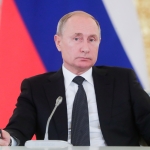 Опубликовано удостоверение Путина из архивов Штази