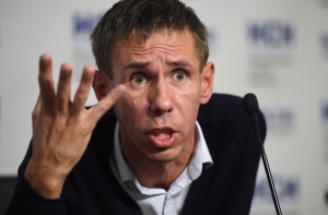 СМИ: актера Алексея Панина сняли с самолета за пьяный дебош