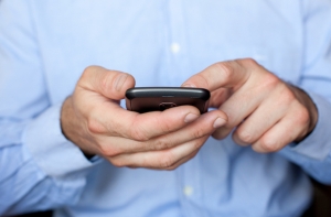 Пользователи Samsung жалуются на невозможность удалить Facebook со смартфонов