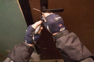 Как происходит аварийное вскрытие дверей