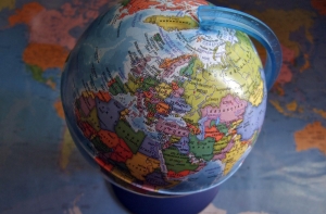 Немецкий философ: Латвия маневрирует между США и Россией