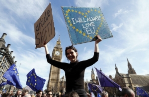 Статус живущих в Британии латвийцев после Brexit не изменится