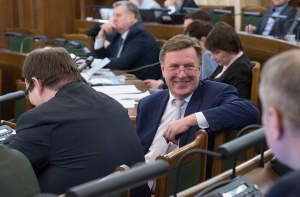 На компенсации кабмину Кучинскиса выделят почти 400 000 евро