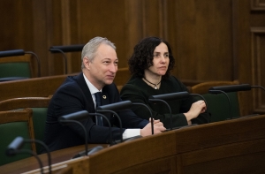 Домбровский: «консерваторы» отклонили свои же предвыборные предложения