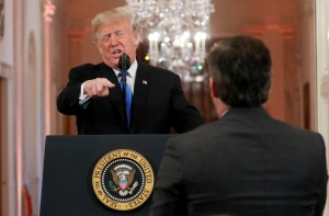 Поругавшийся с Трампом журналист написал разоблачающую книгу